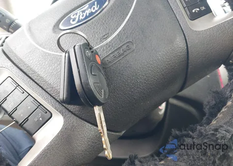 2010 Ford Fusion Hybrid from USA, damaged, VIN 3FADP0L32AR414794